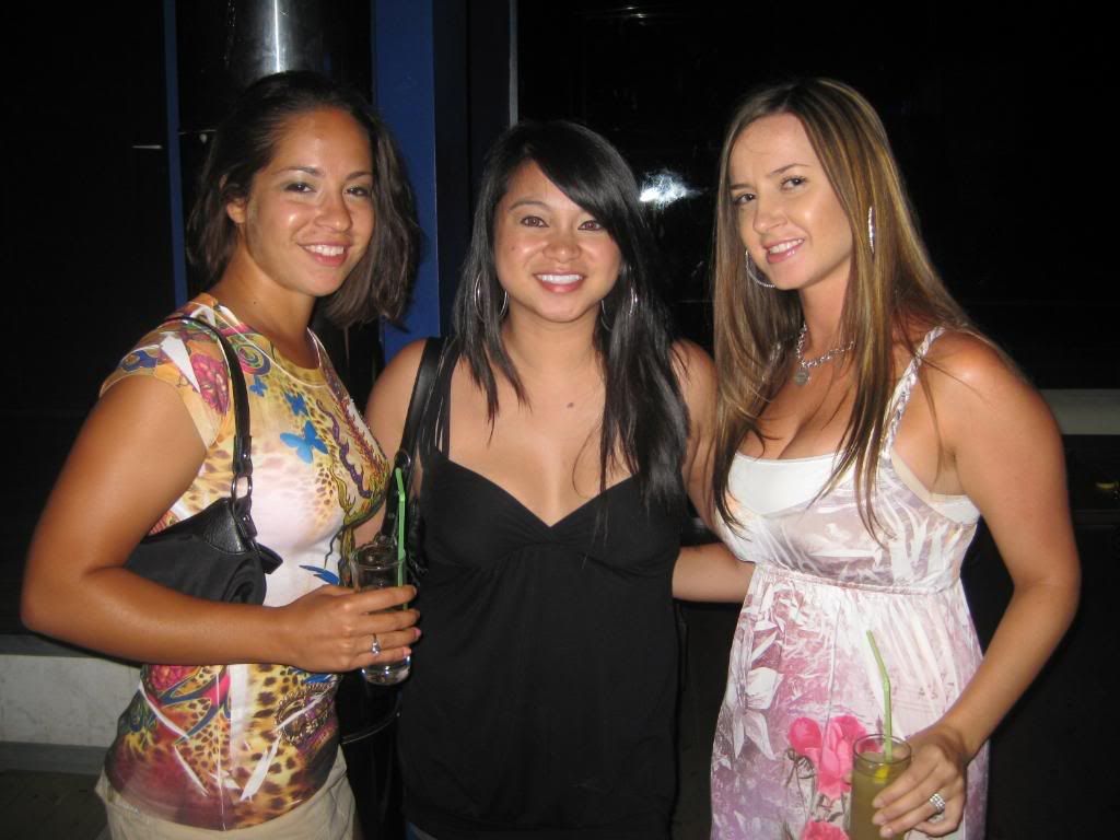 Sabrina, Vanessa, Me @ Katori Club (light skin tone) photo Delphi016a.jpg